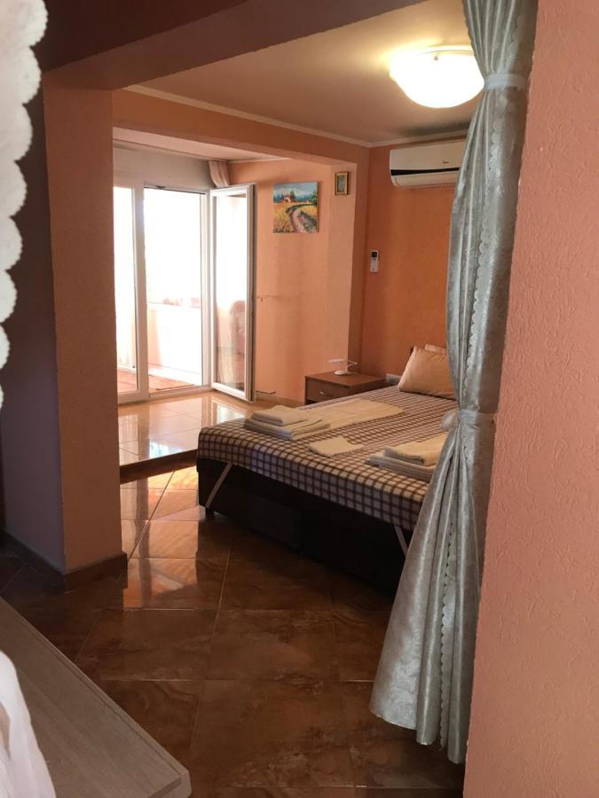 Holiday Home Orange Utjeha Zewnętrze zdjęcie
